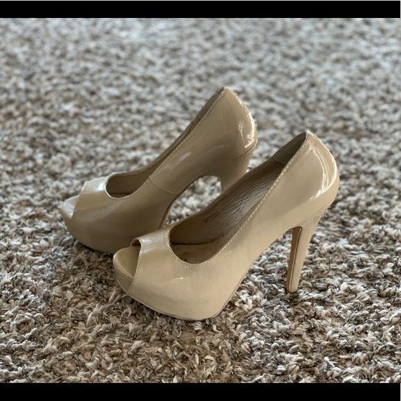 Nude open toe heels pumps - Picture 1 of 4